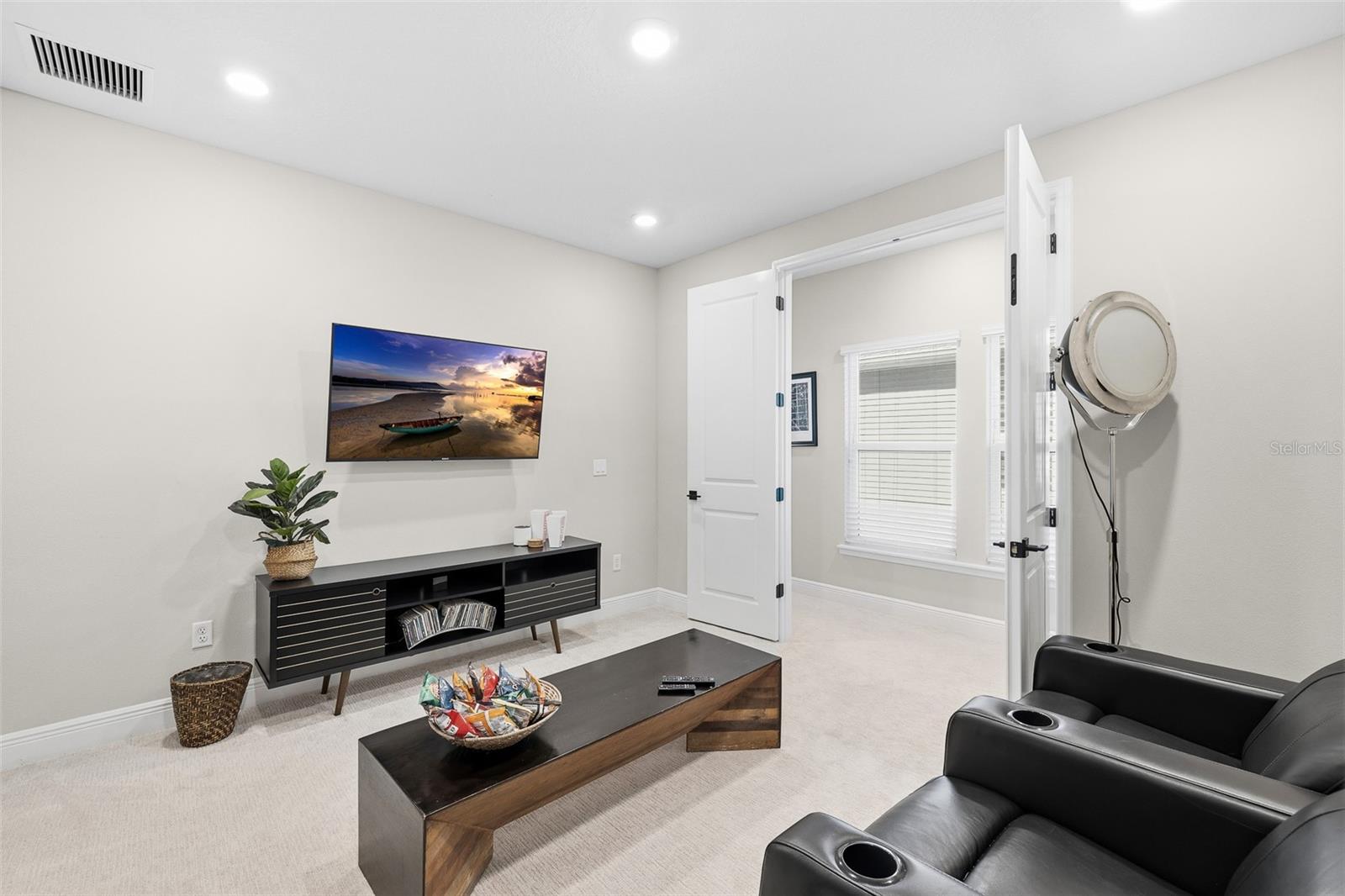 VIRGINIA PARK/ GARDENIA - Residential