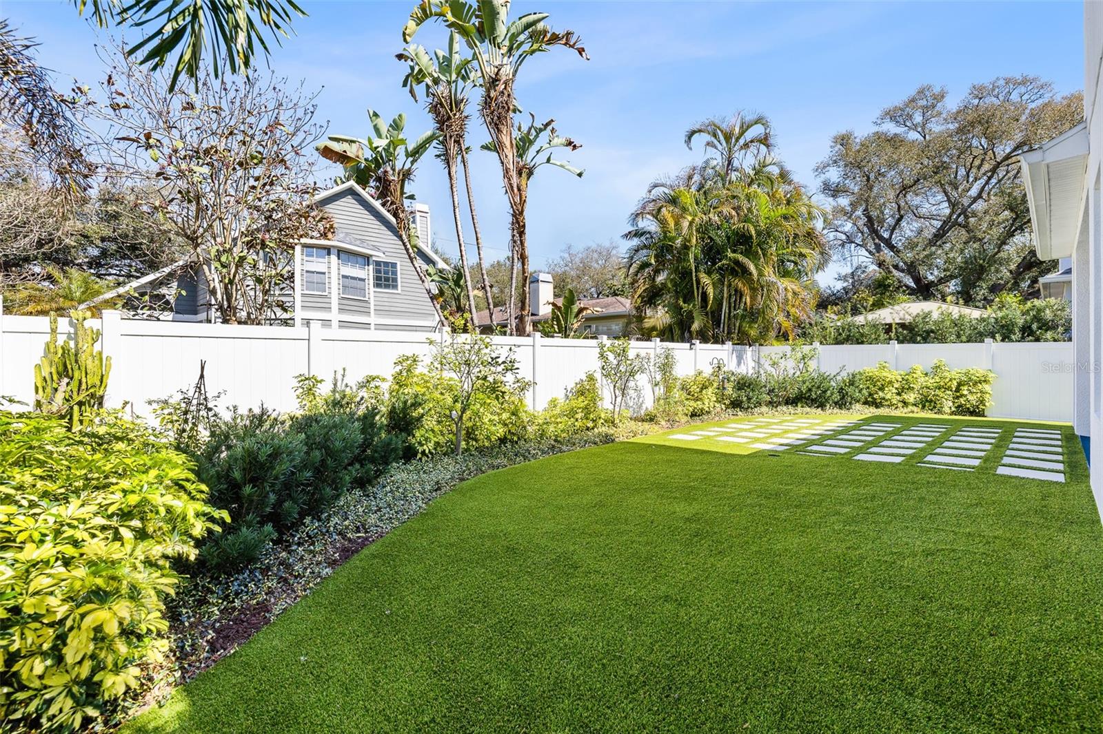 VIRGINIA PARK/ GARDENIA - Residential