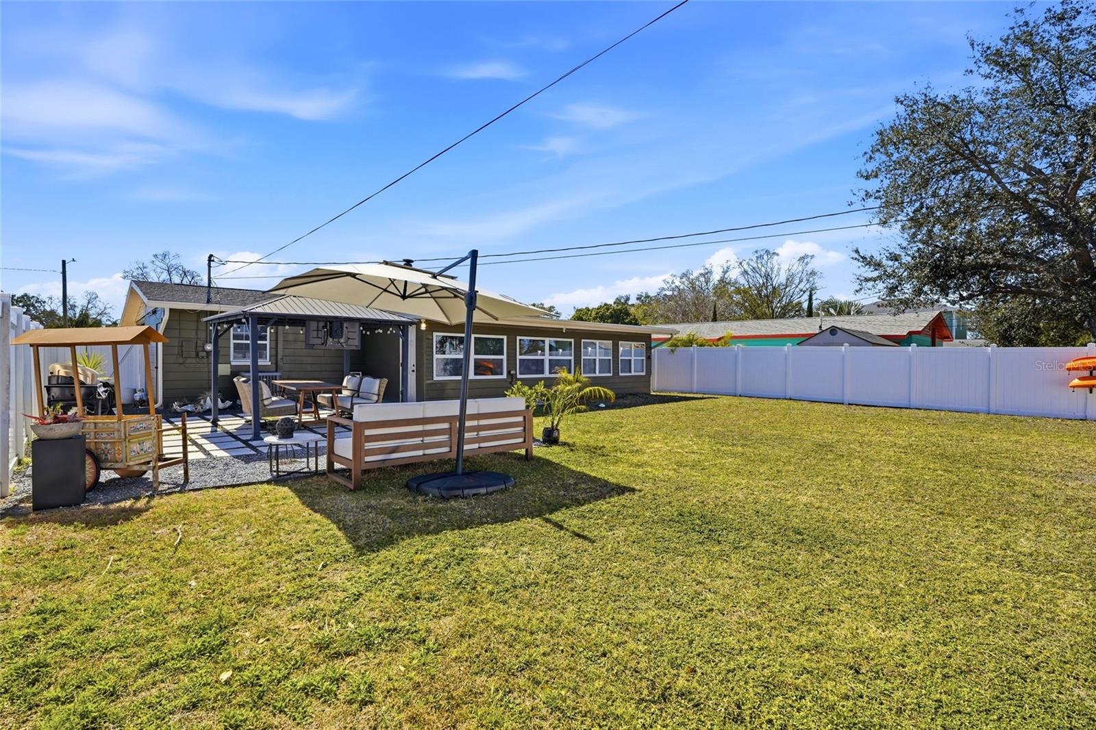 SNELL SHORES MANOR - Residential