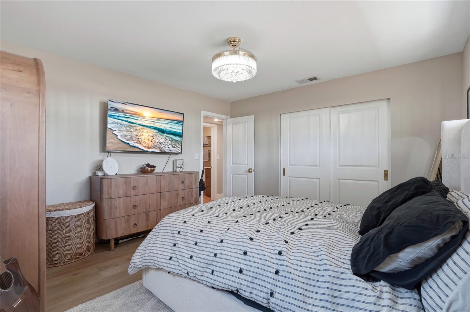 SNELL SHORES MANOR - Residential