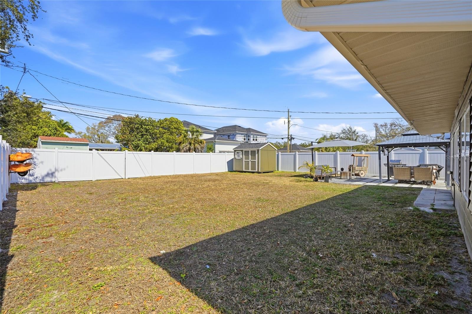 SNELL SHORES MANOR - Residential