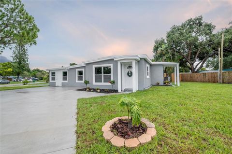 A home in SEMINOLE