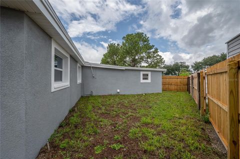 A home in SEMINOLE