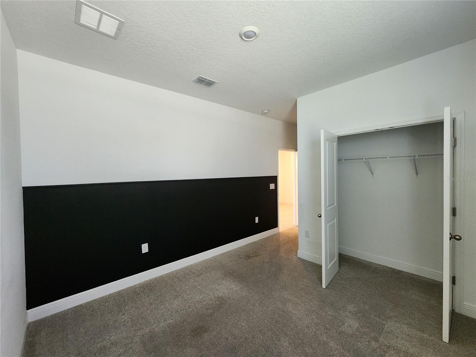 SUMMERDALE PARK - Residential Lease