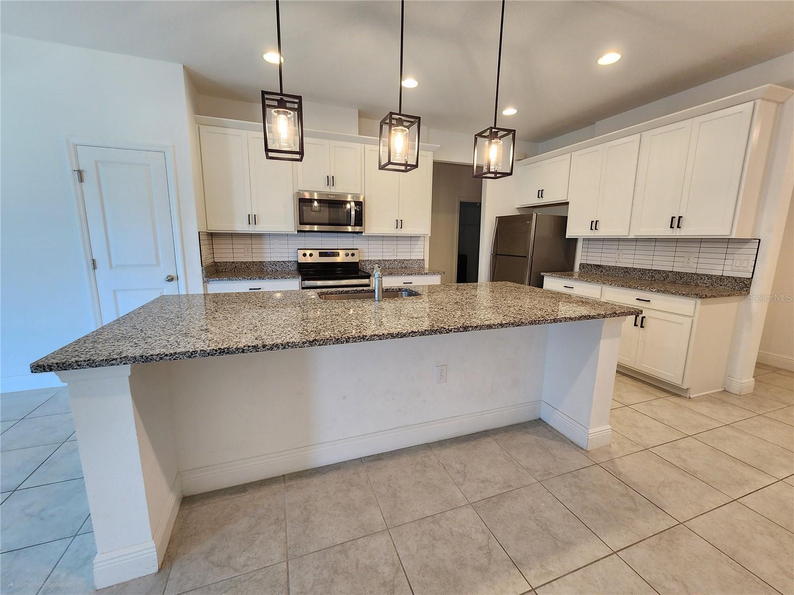 SUMMERDALE PARK - Residential Lease