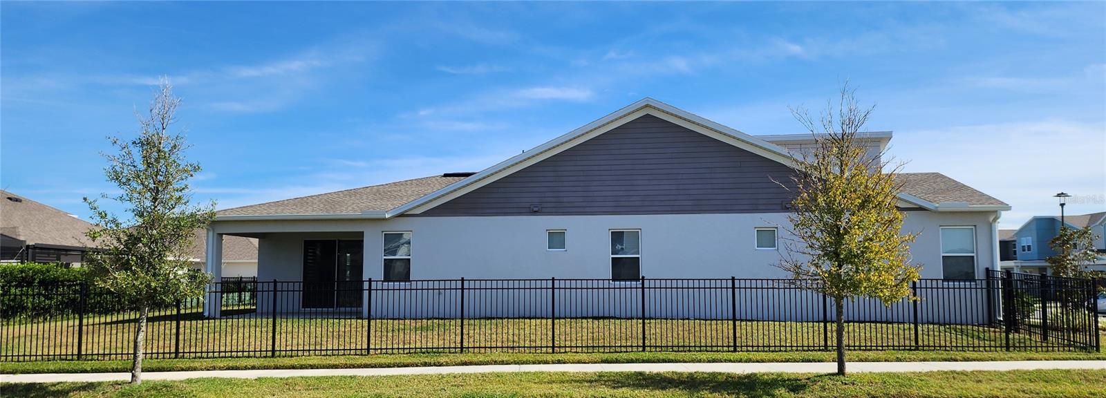 SUMMERDALE PARK - Residential Lease