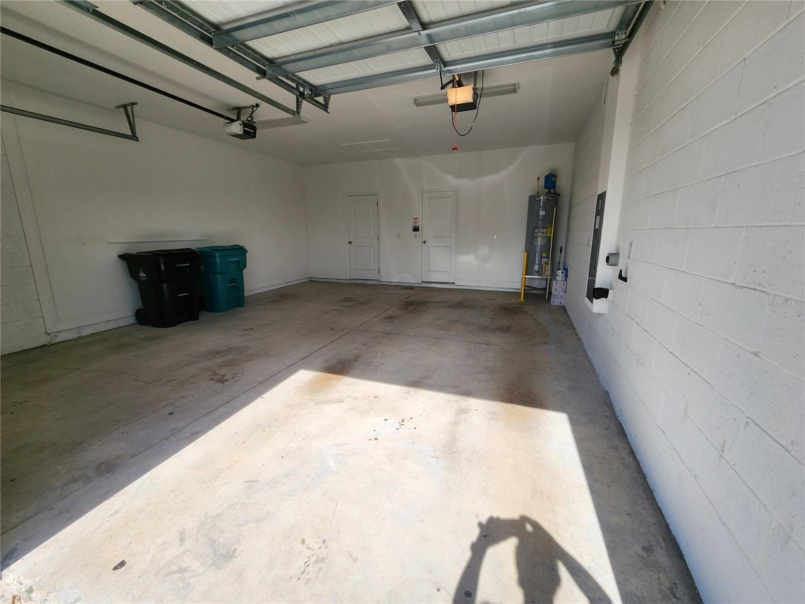 SUMMERDALE PARK - Residential Lease