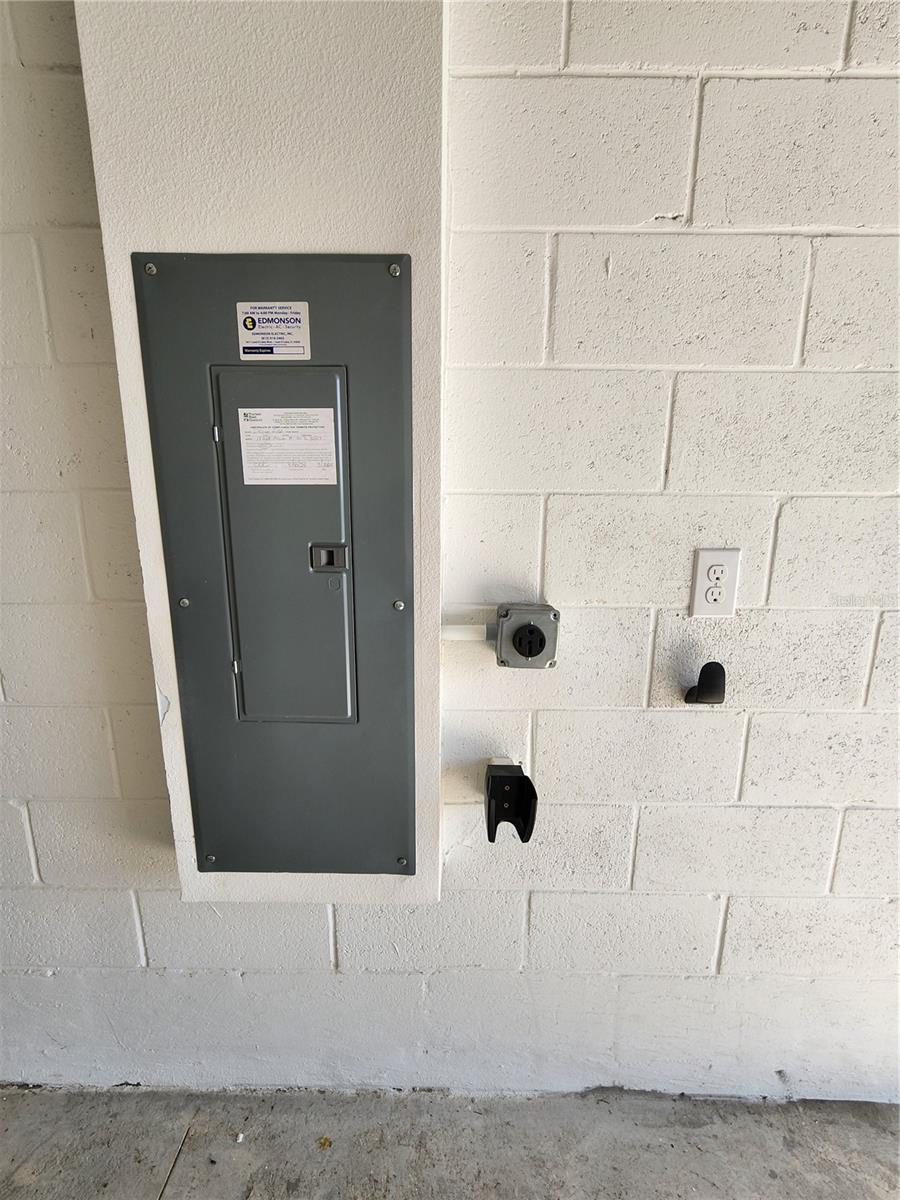 SUMMERDALE PARK - Residential Lease