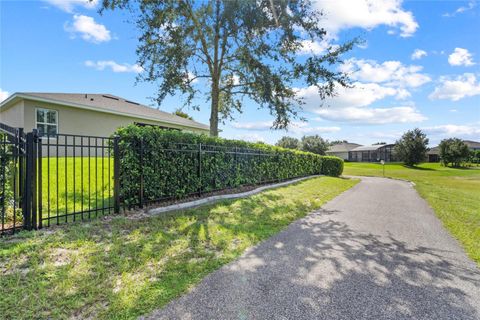 A home in DELAND