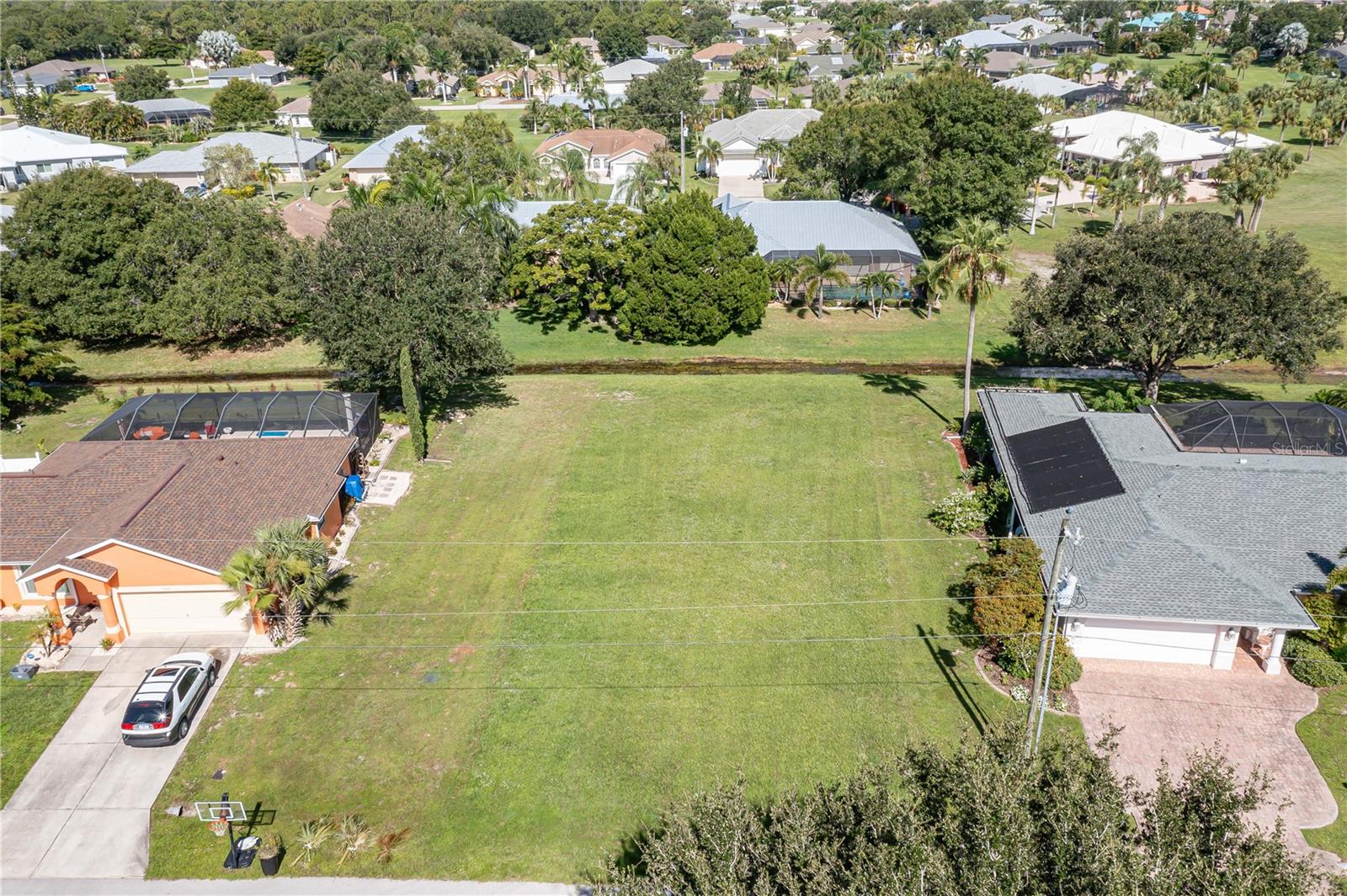 PUNTA GORDA ISLES SEC 18 - Land