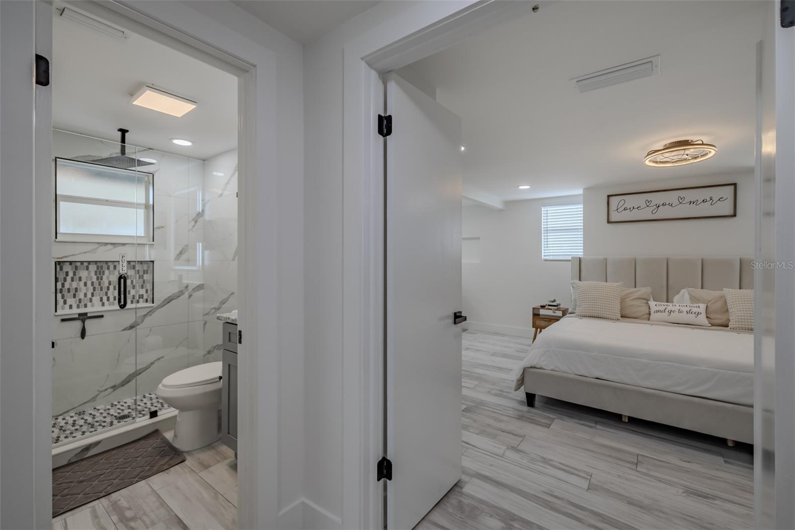 TURTLE LAKES - Residential Lease