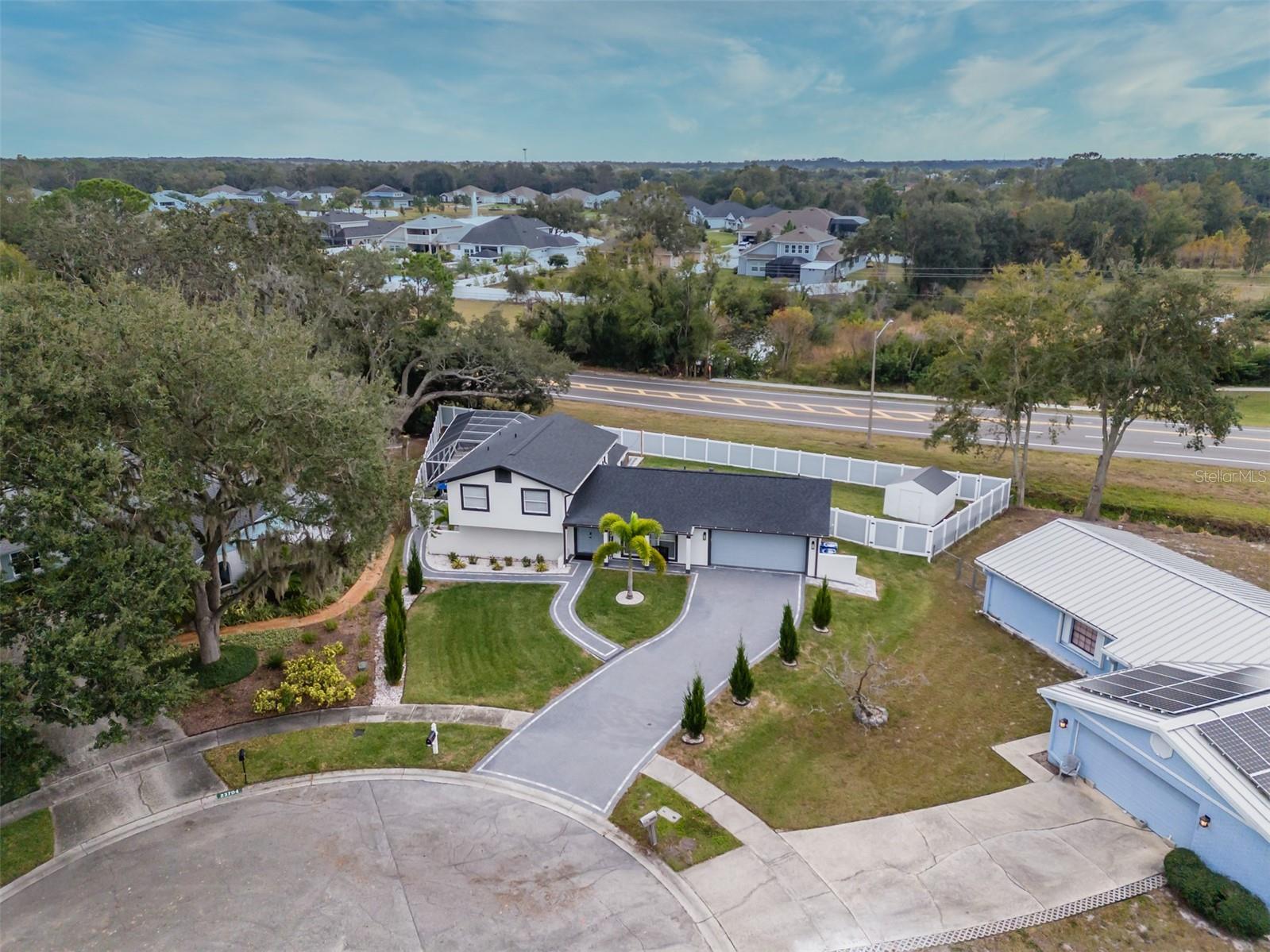 TURTLE LAKES - Residential Lease