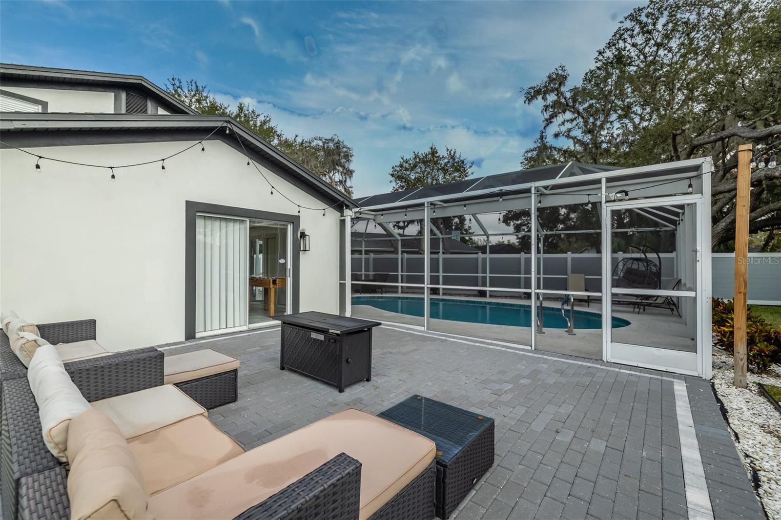 TURTLE LAKES - Residential Lease