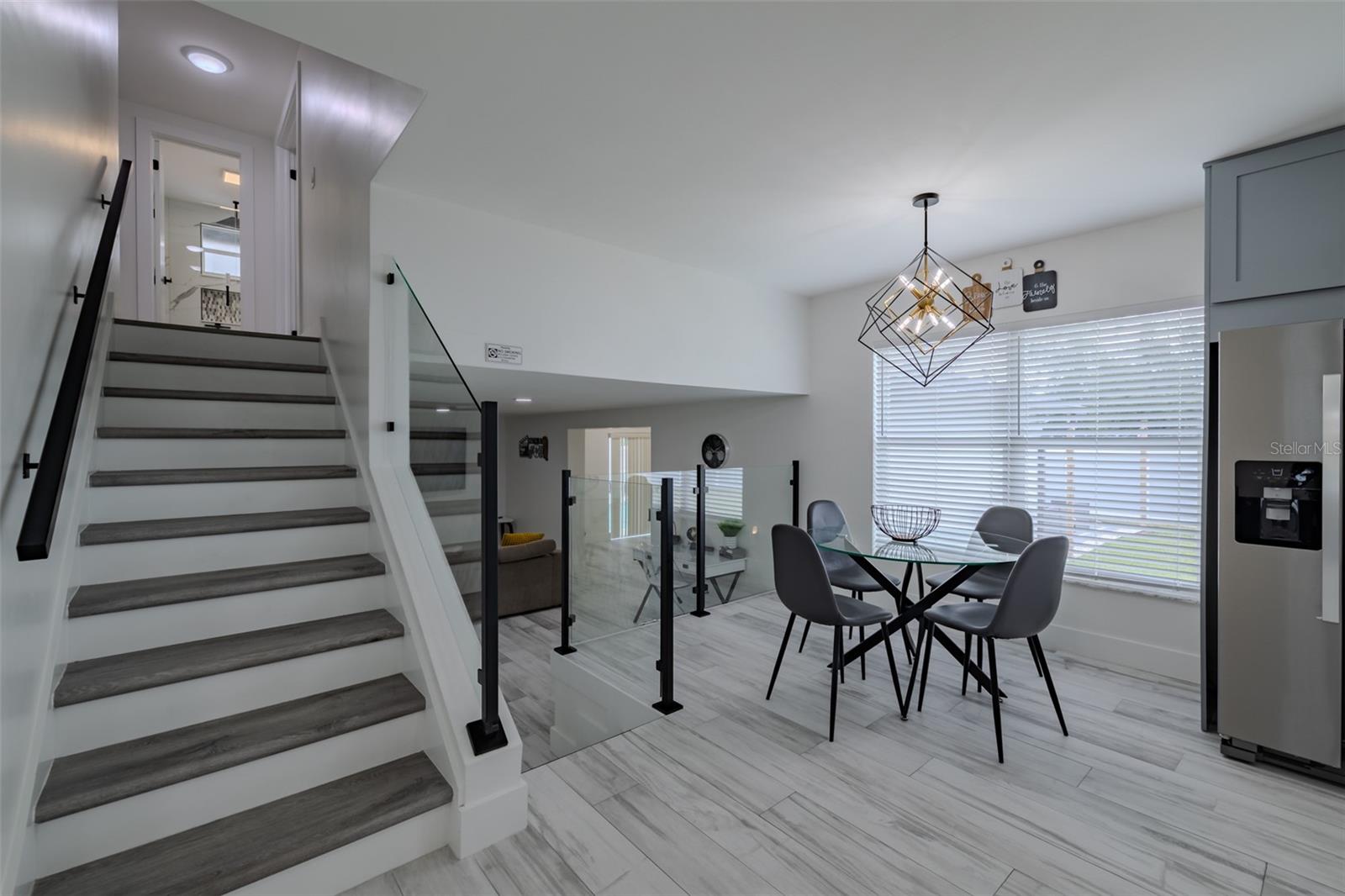 TURTLE LAKES - Residential Lease