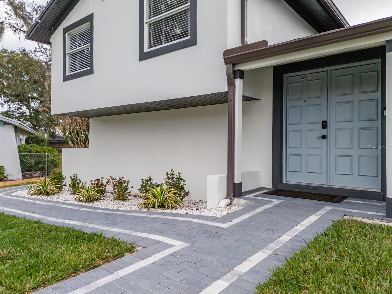 TURTLE LAKES - Residential Lease