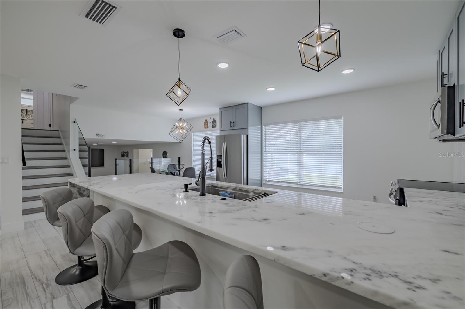 TURTLE LAKES - Residential Lease