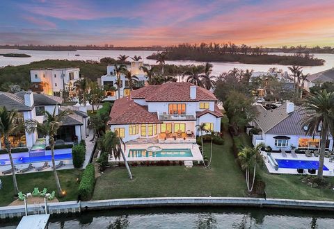 A home in SARASOTA