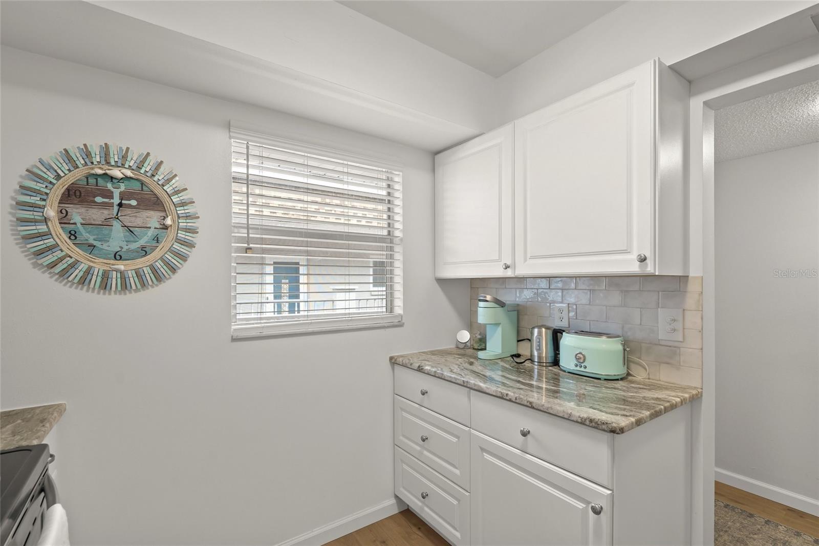 GLEN OAKS GARDEN APTS 2 PH2 - Residential