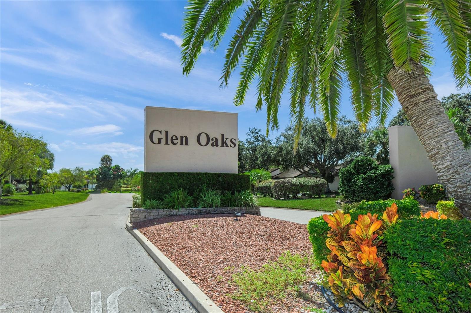 GLEN OAKS GARDEN APTS 2 PH2 - Residential