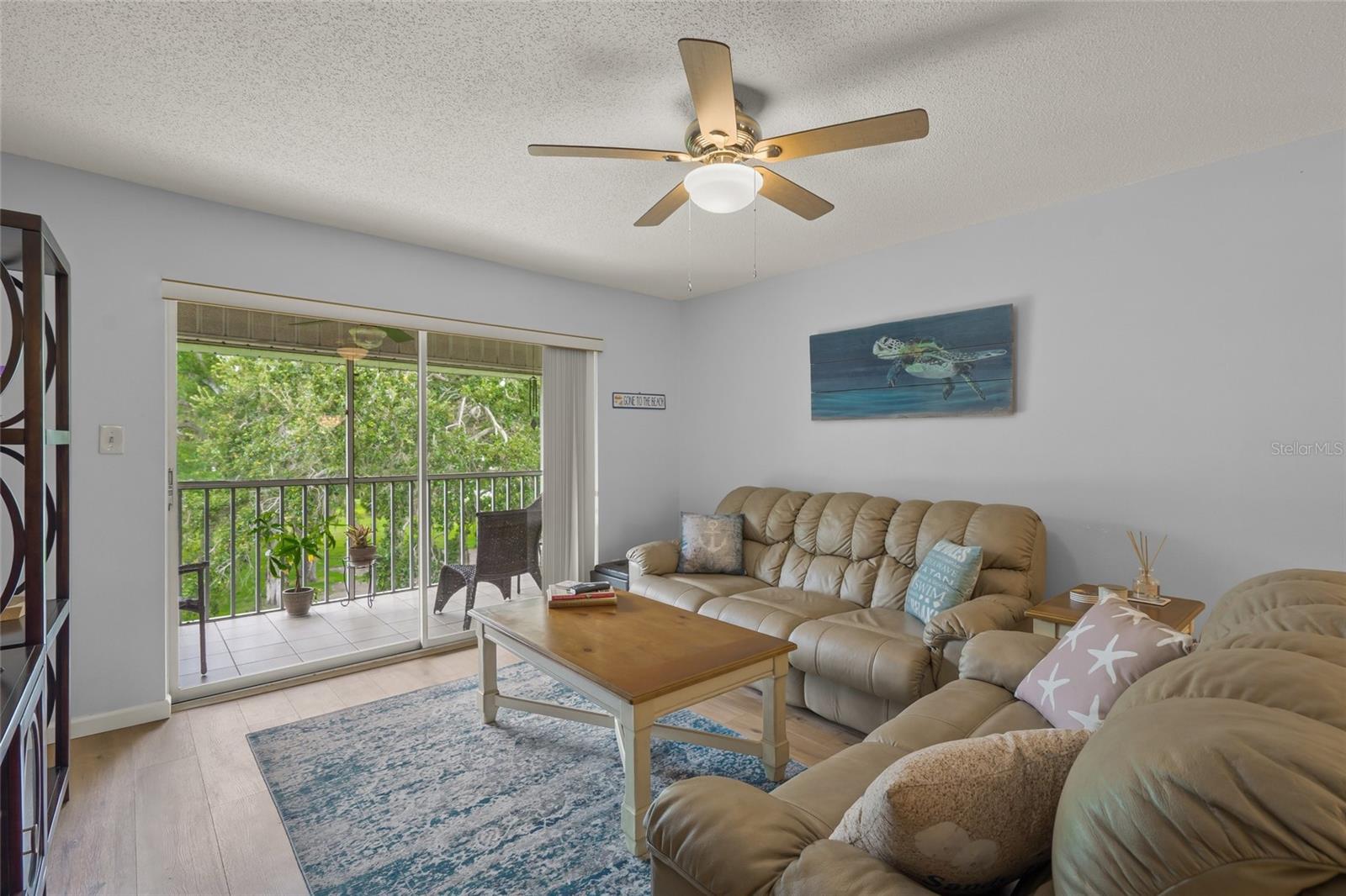 1310 GLEN OAKS DRIVE E 391E