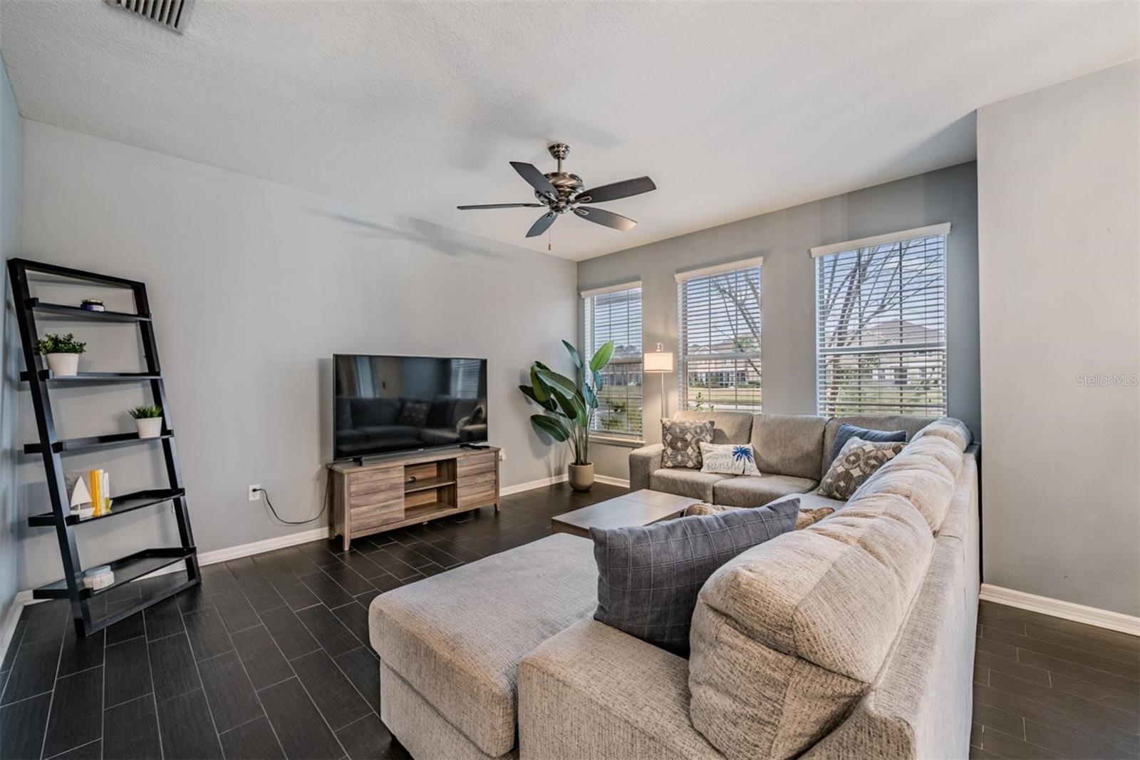 SCHOONER COVE A CONDO PH 58 - Residential Lease