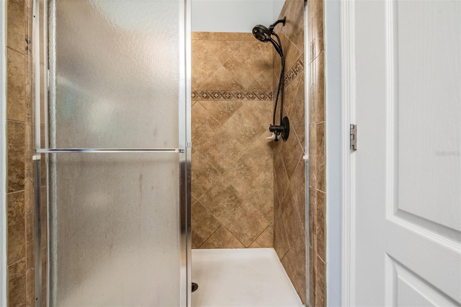 SCHOONER COVE A CONDO PH 58 - Residential Lease