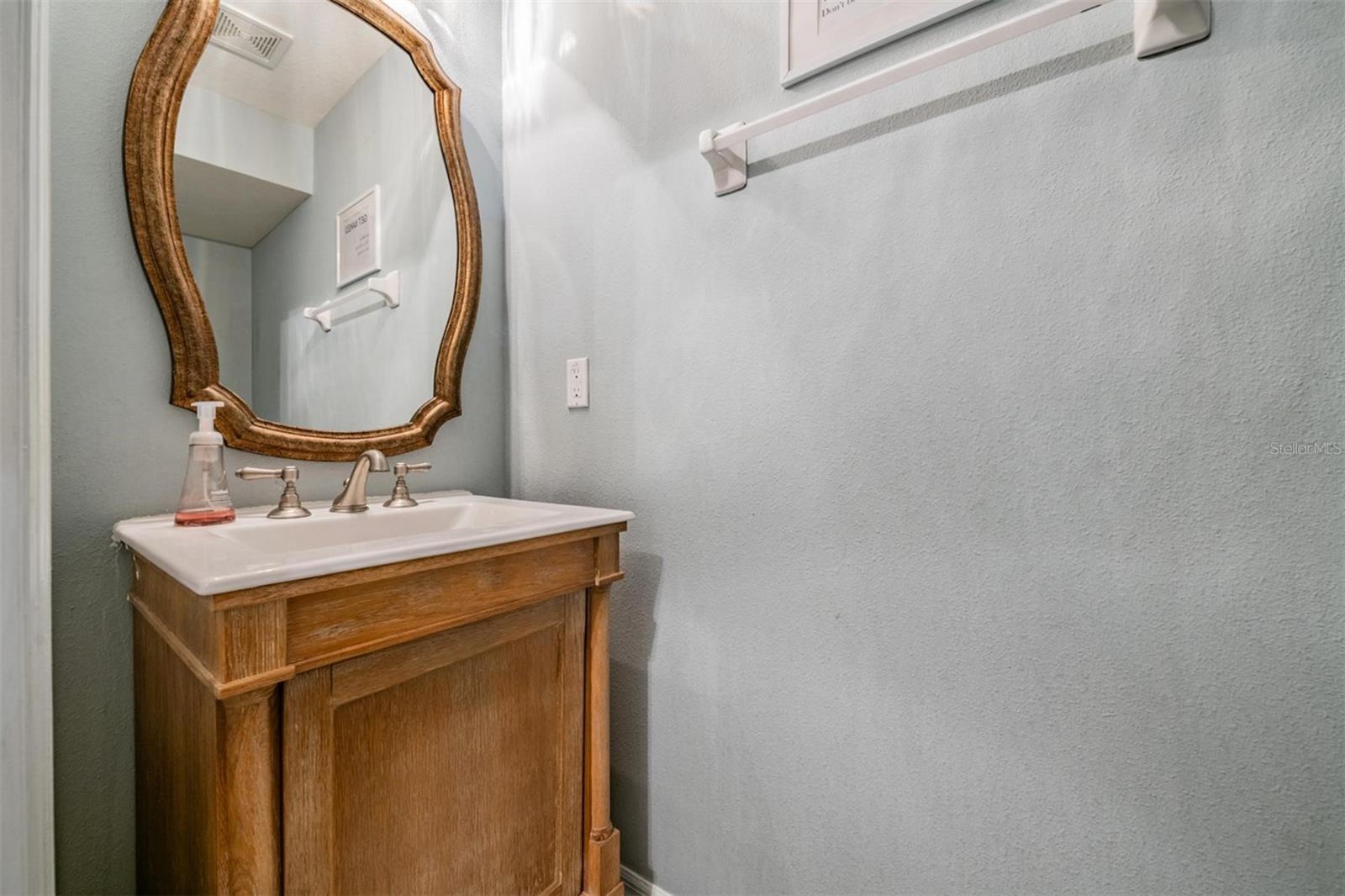 SCHOONER COVE A CONDO PH 58 - Residential Lease