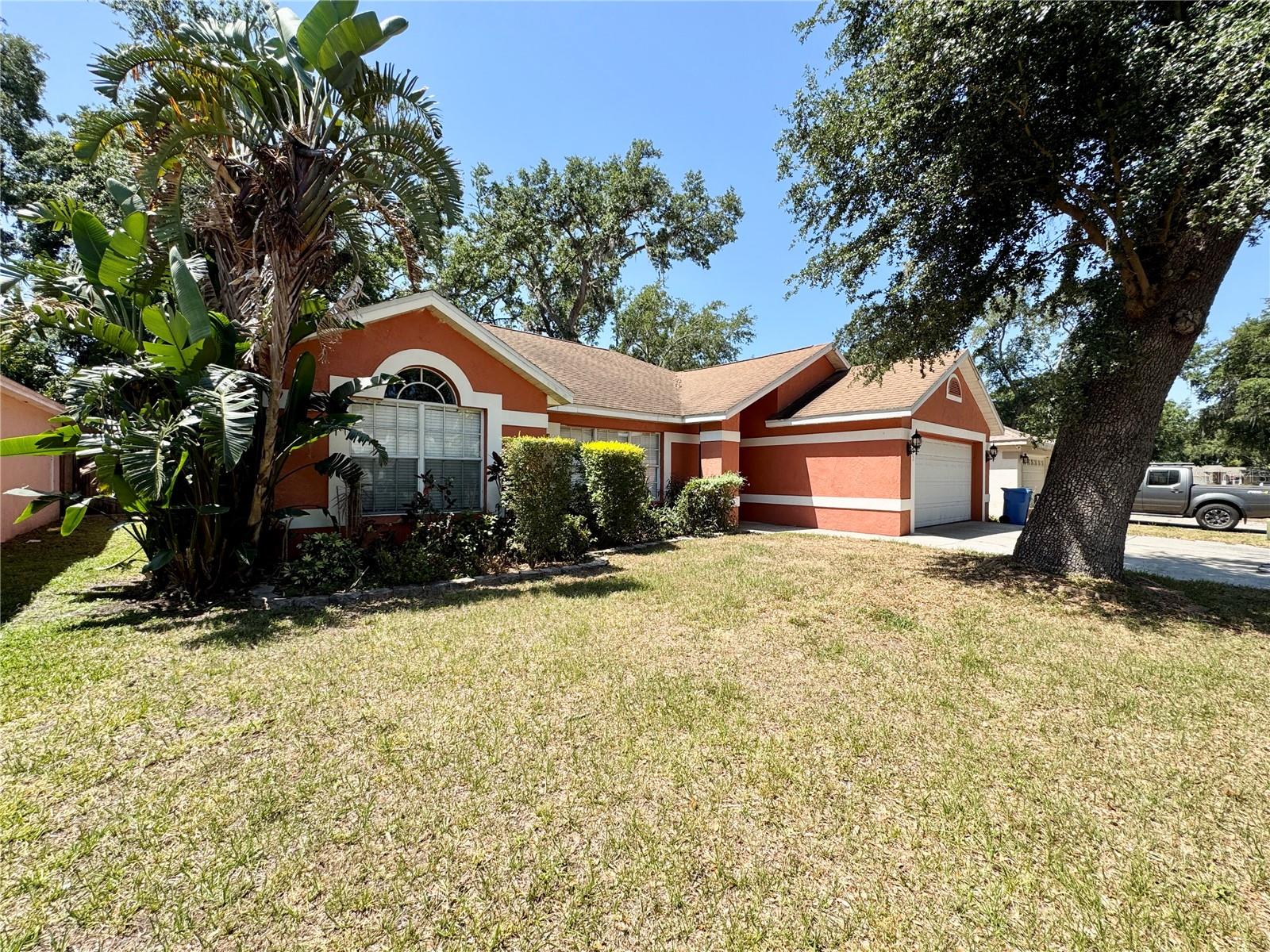 1813 LANDSIDE DRIVE