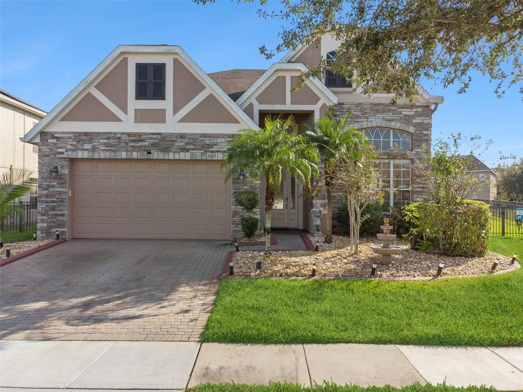 Photo of 2018 Cedar Park Lane, Orlando, FL 32824 (MLS # G5103689)