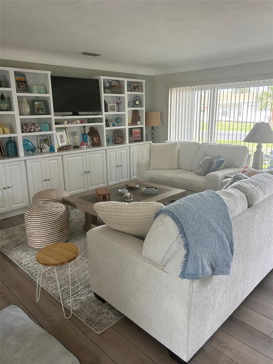 BELLEVUE ESTATES - Residential
