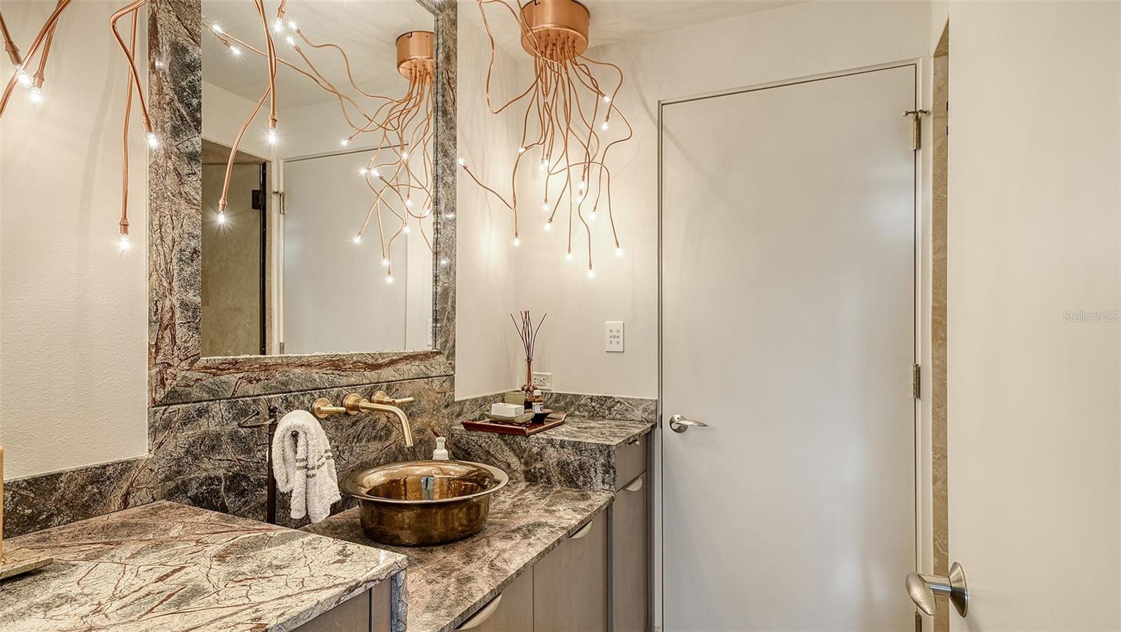 0000 NOT APPLICABLE - Residential