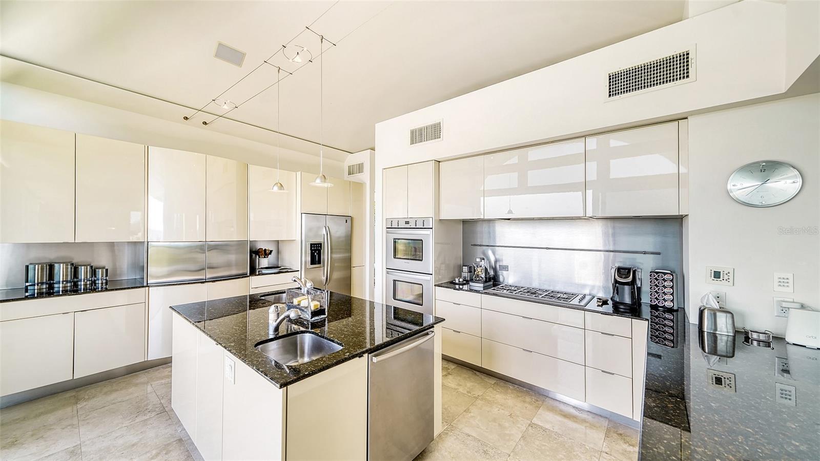 0000 NOT APPLICABLE - Residential