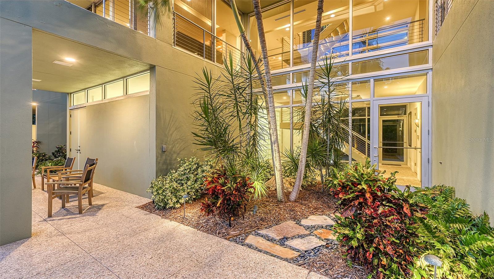 0000 NOT APPLICABLE - Residential