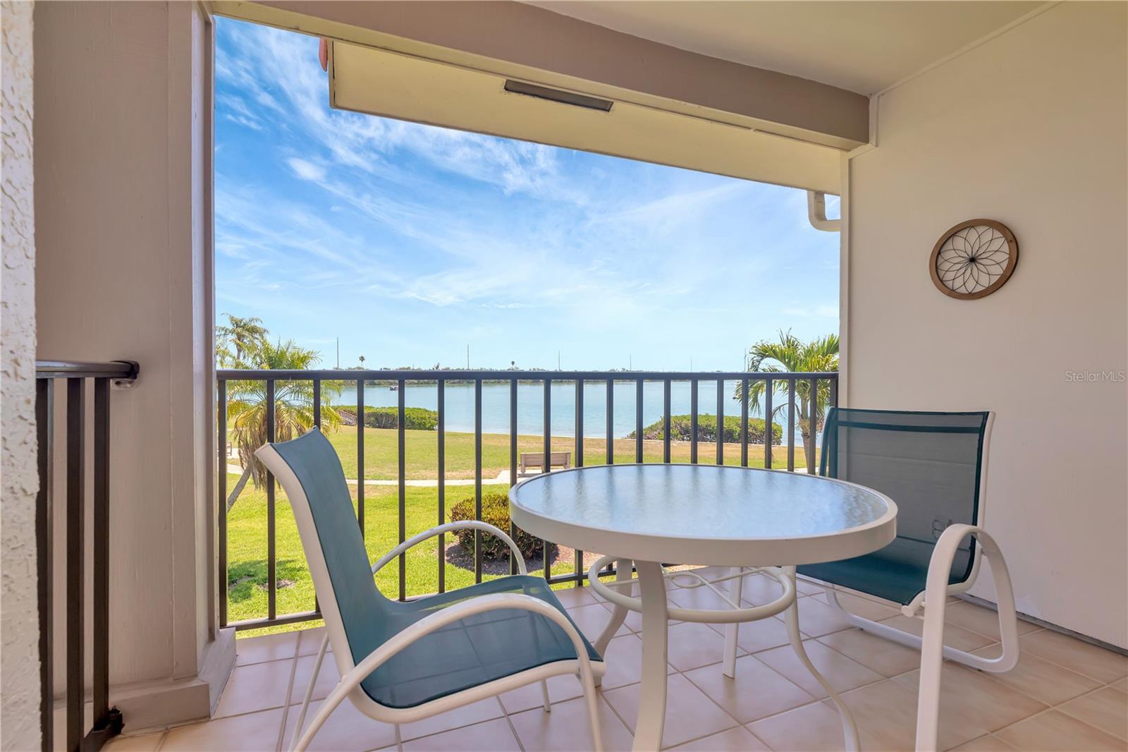 BAHIA DEL MAR II - Residential