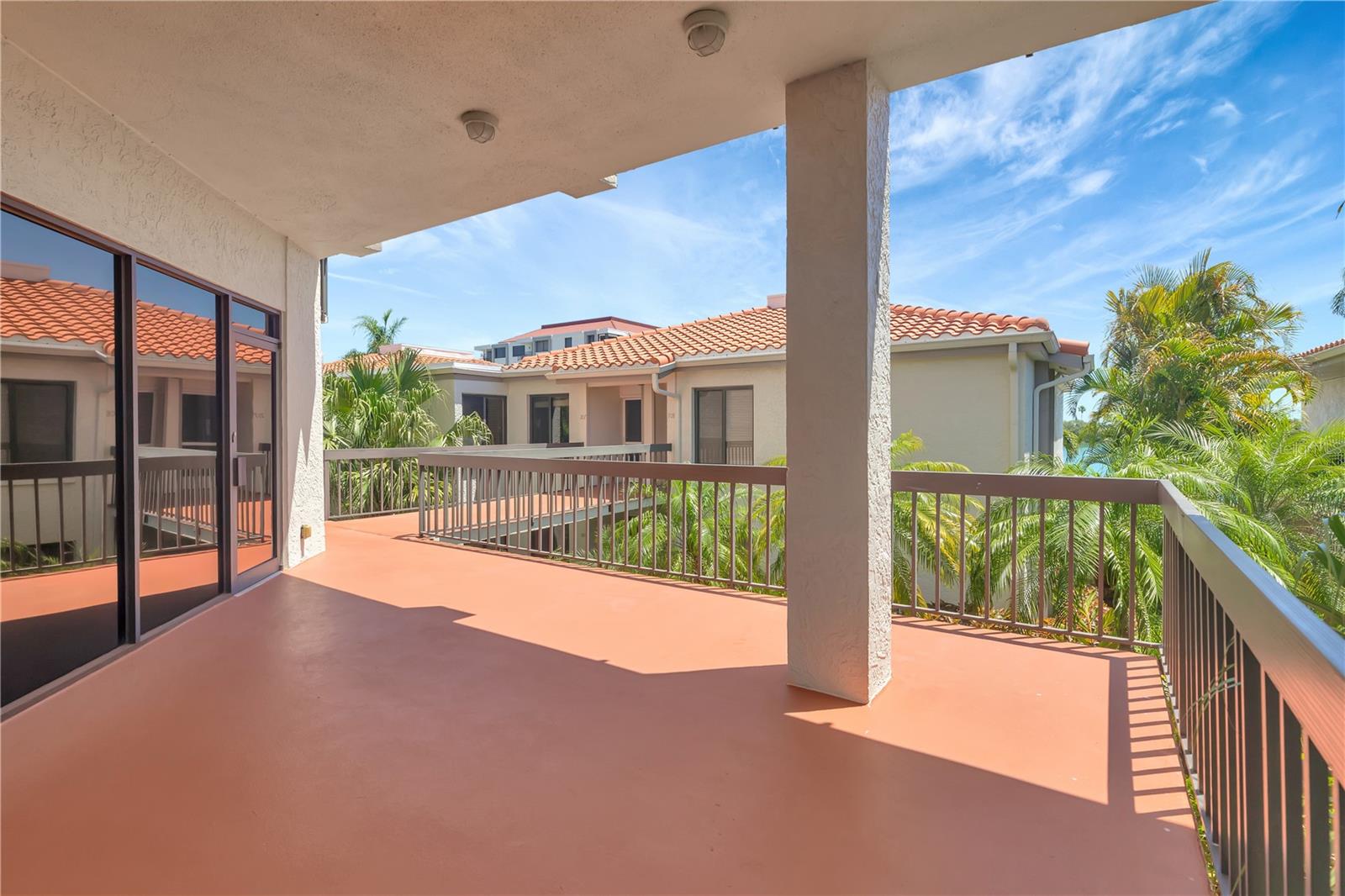 BAHIA DEL MAR II - Residential