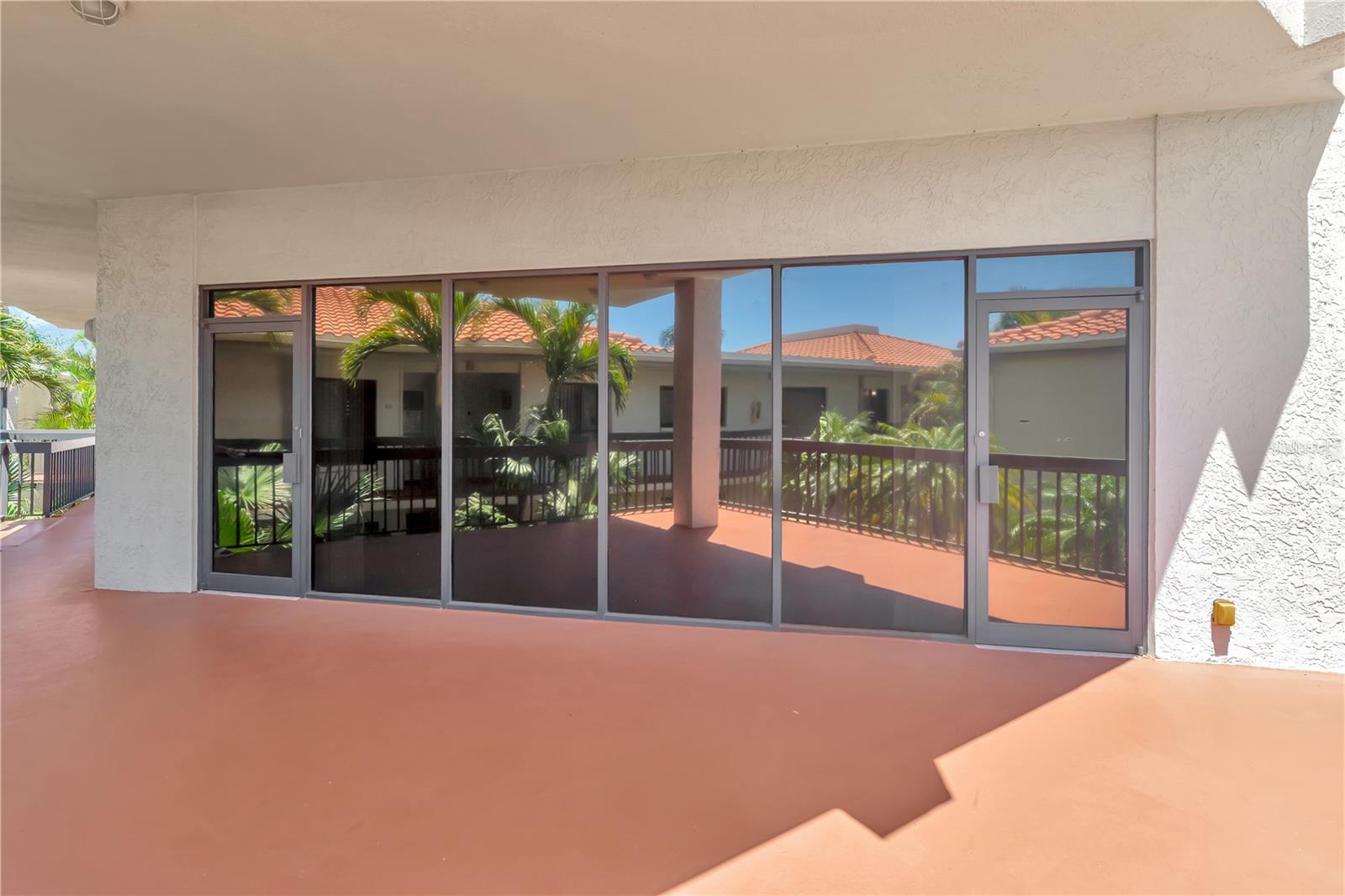 BAHIA DEL MAR II - Residential