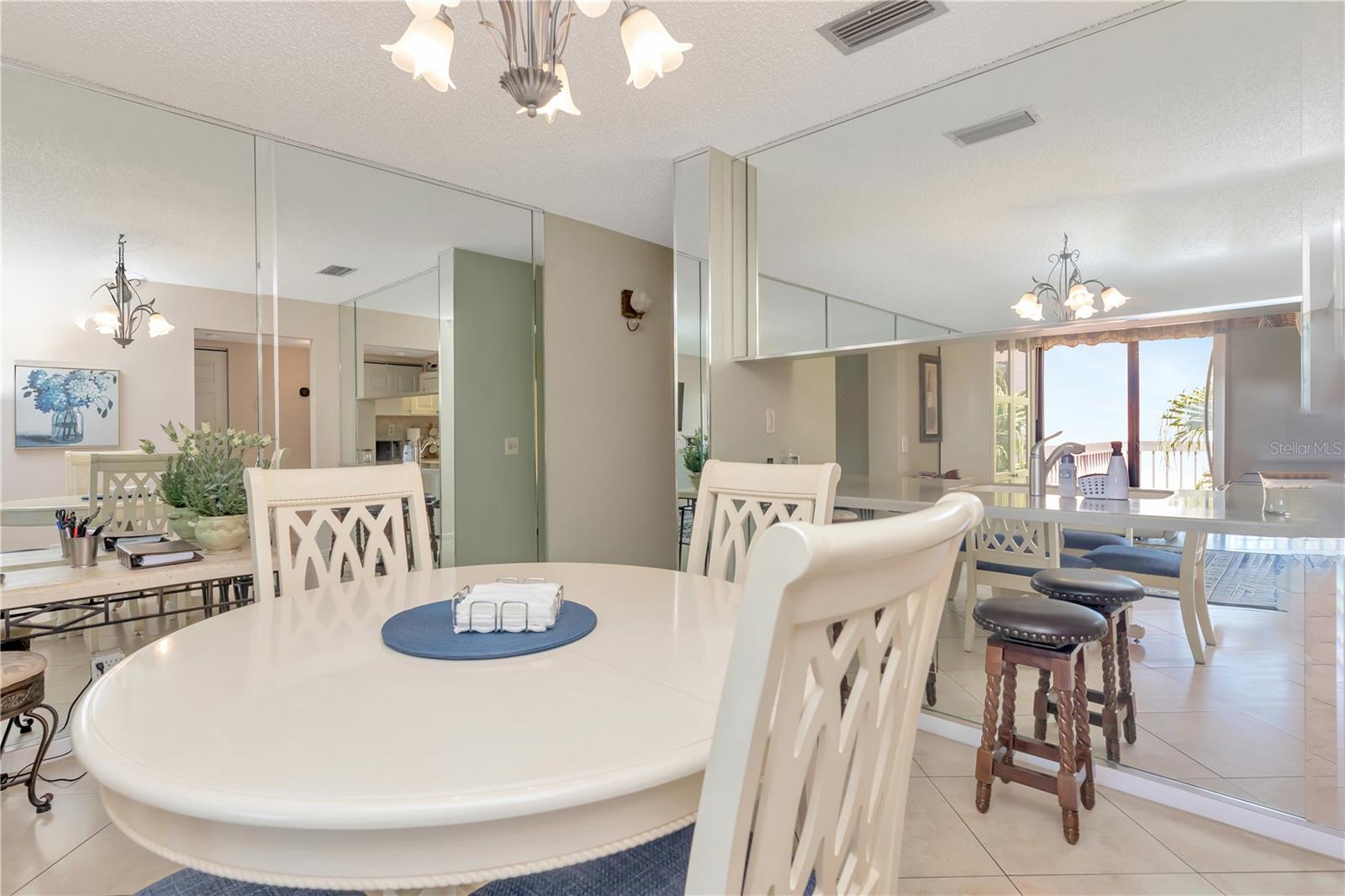 BAHIA DEL MAR II - Residential