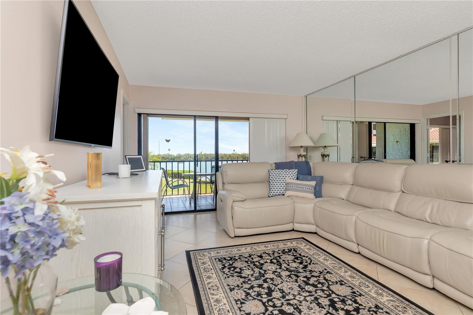 BAHIA DEL MAR II - Residential