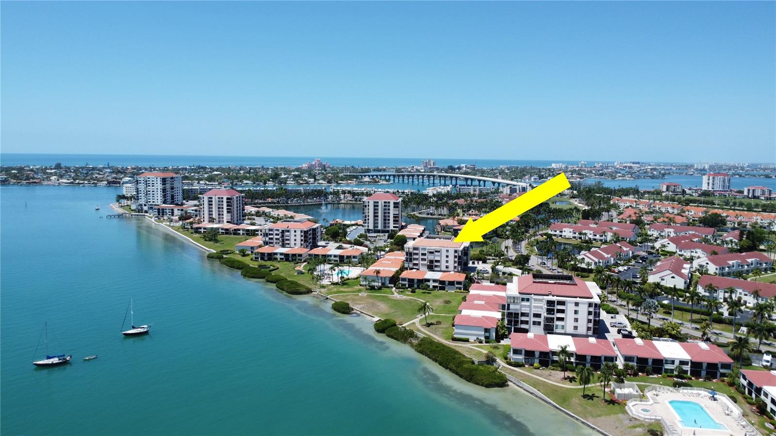 BAHIA DEL MAR II - Residential