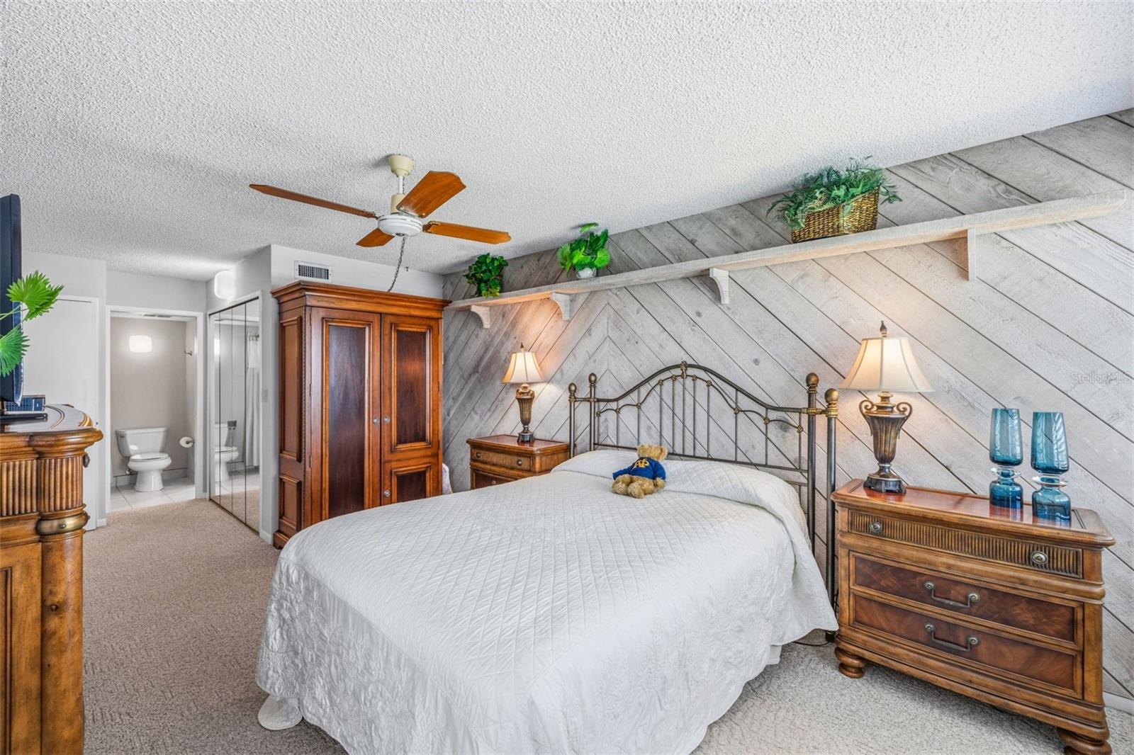 WEATHERLY THE CONDO - Residential