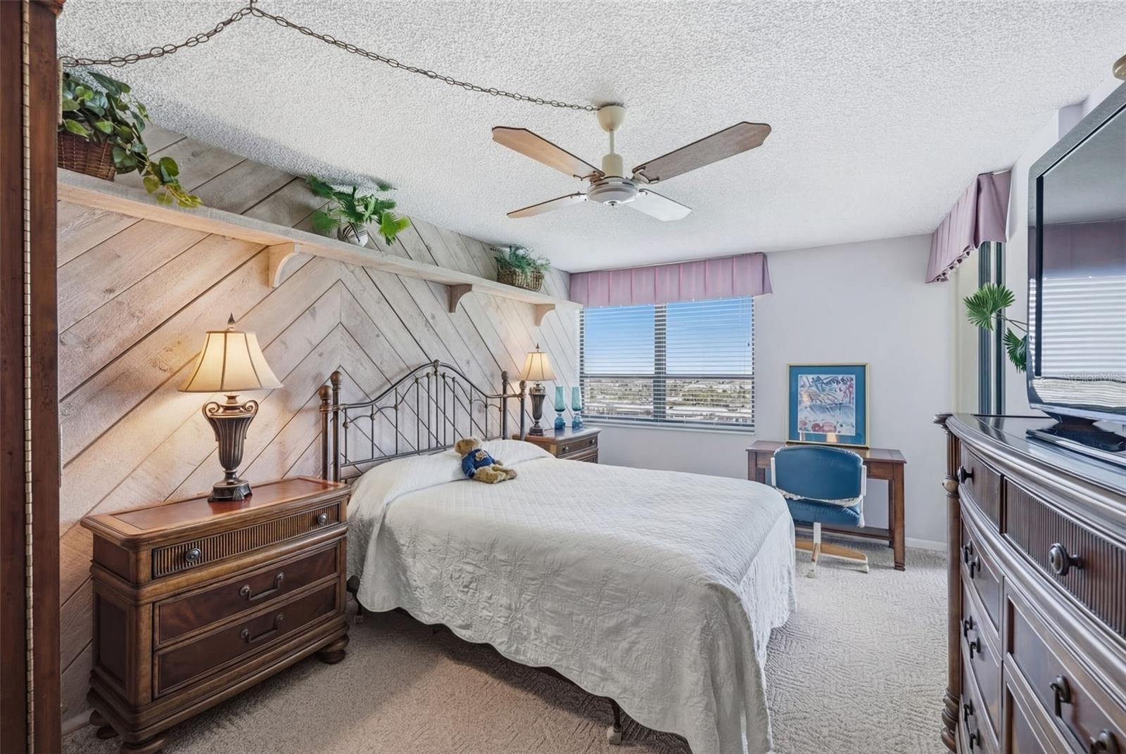 WEATHERLY THE CONDO - Residential