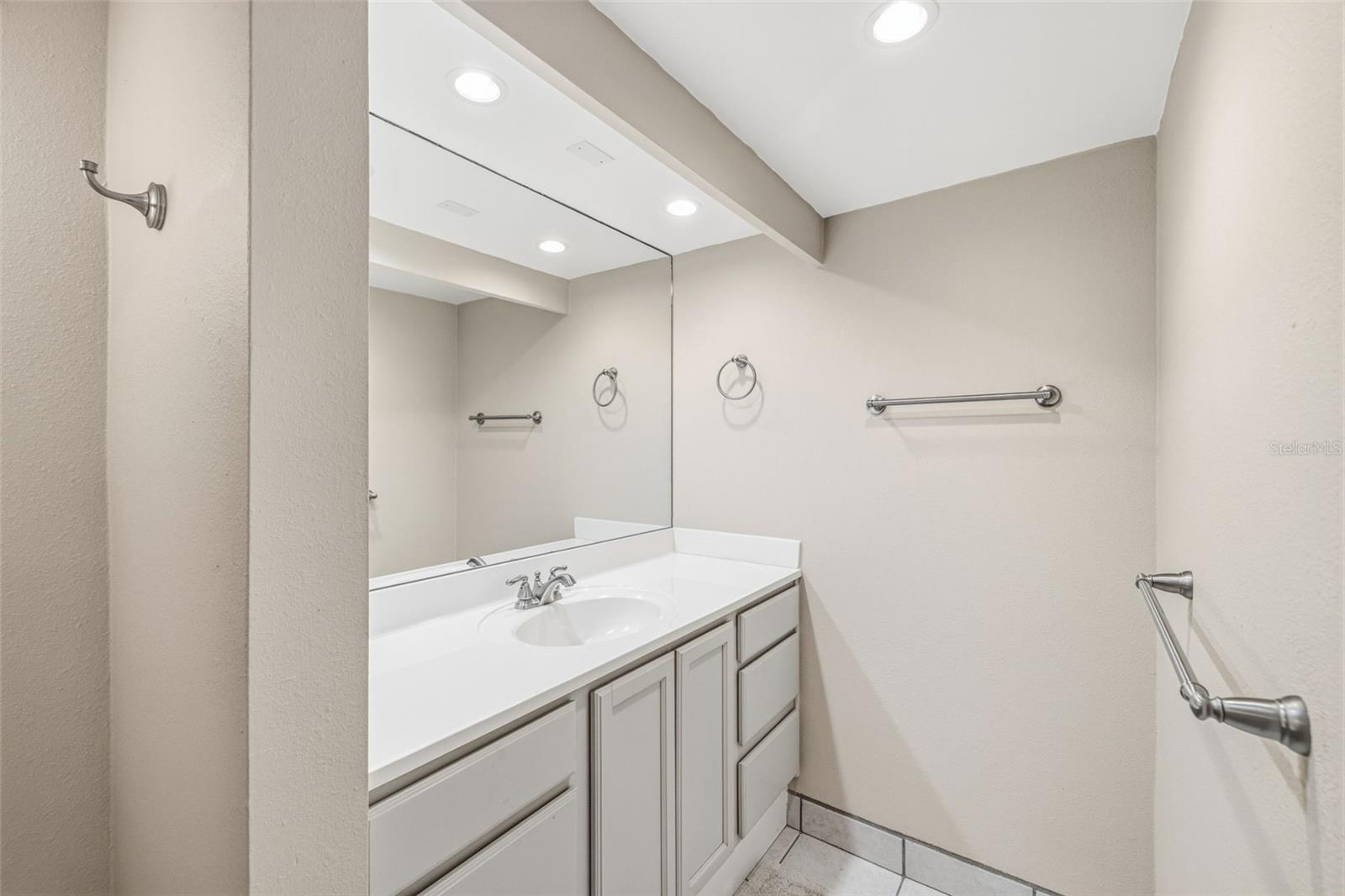 WEATHERLY THE CONDO - Residential