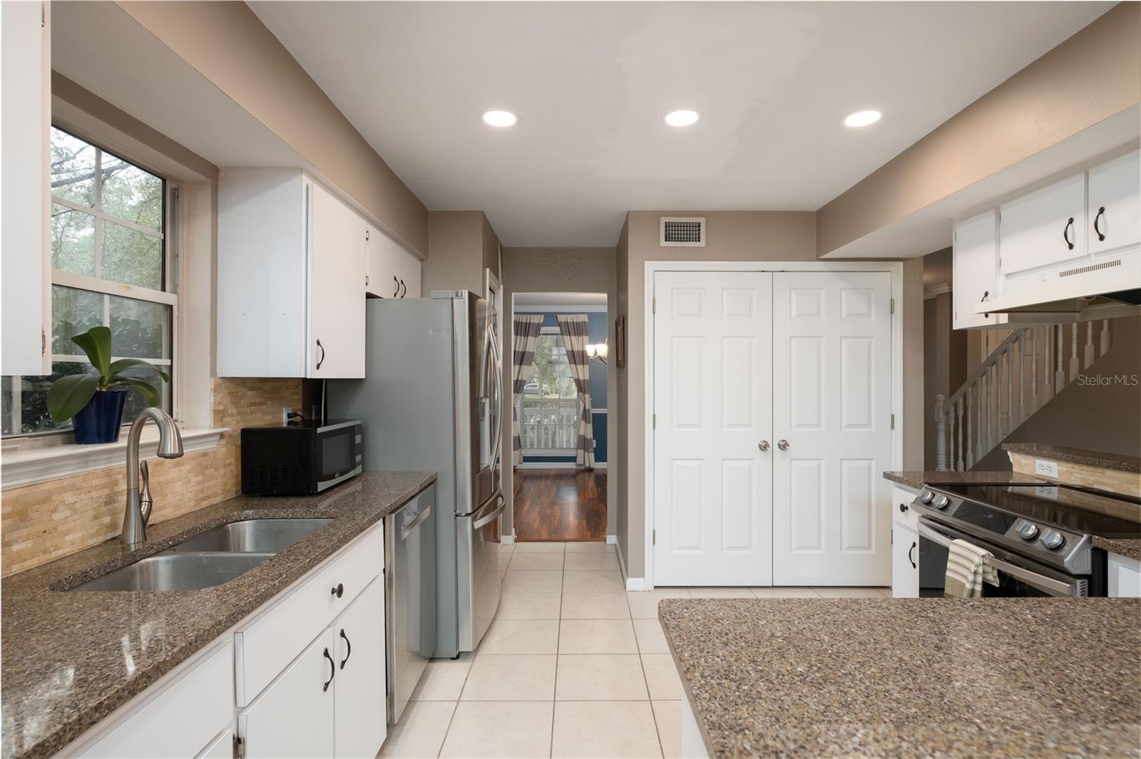 CAMDEN PARK CLUSTER - Residential