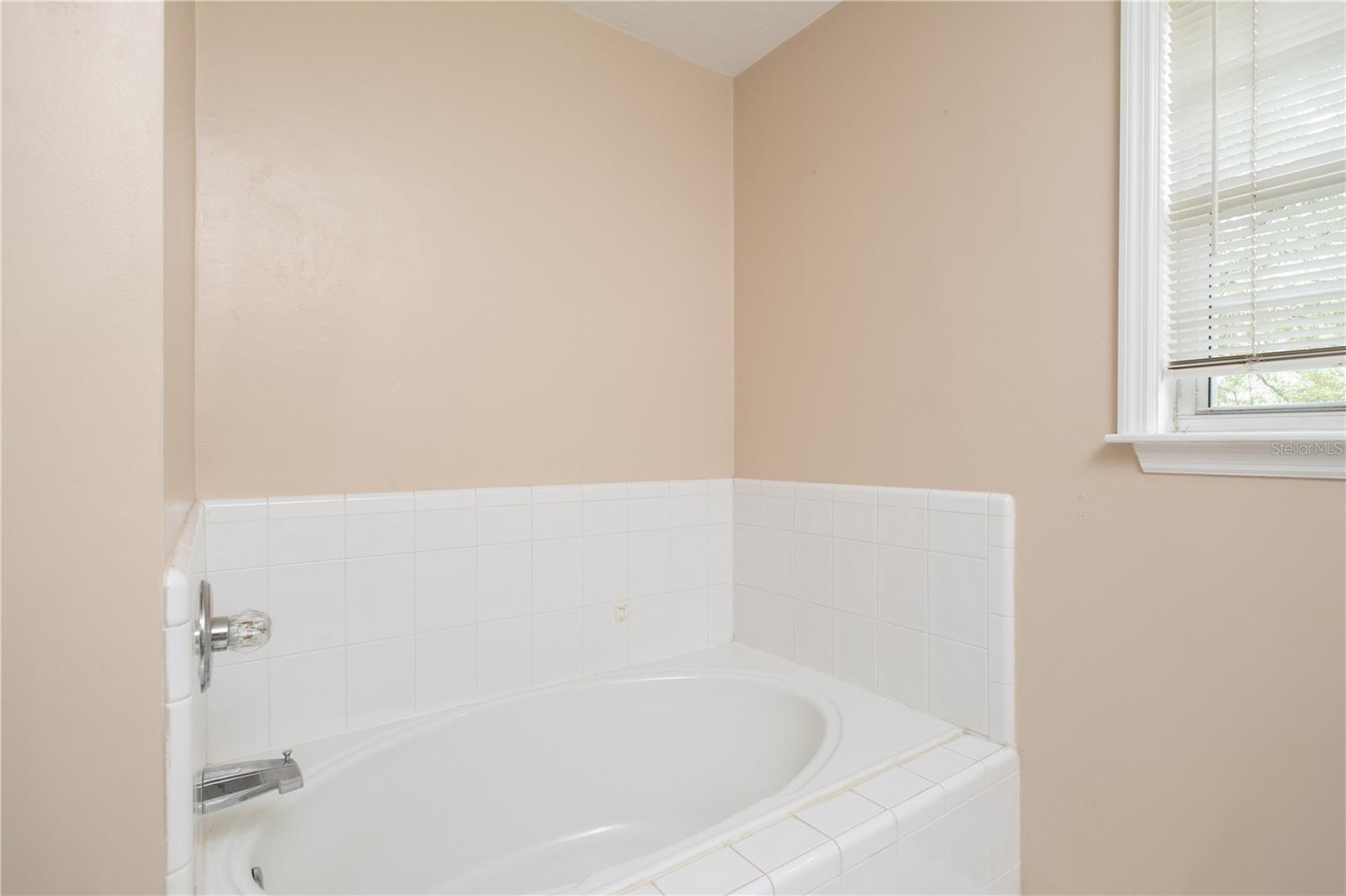 CAMDEN PARK CLUSTER - Residential