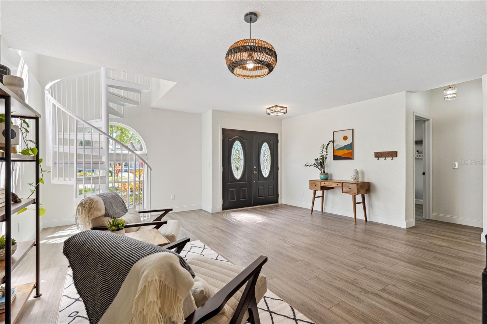 640 KENNETH WAY