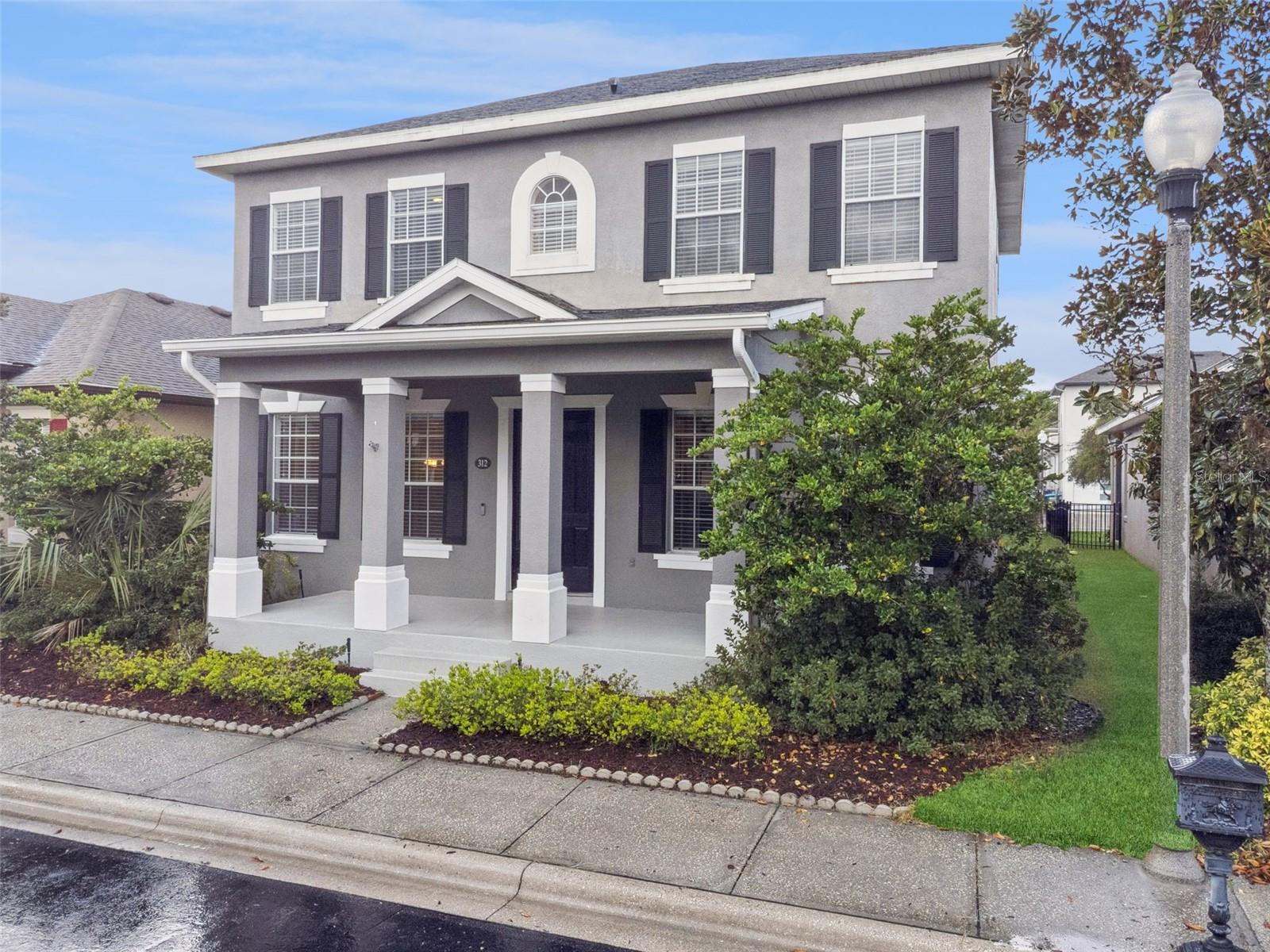 AVERY PARK - Residential