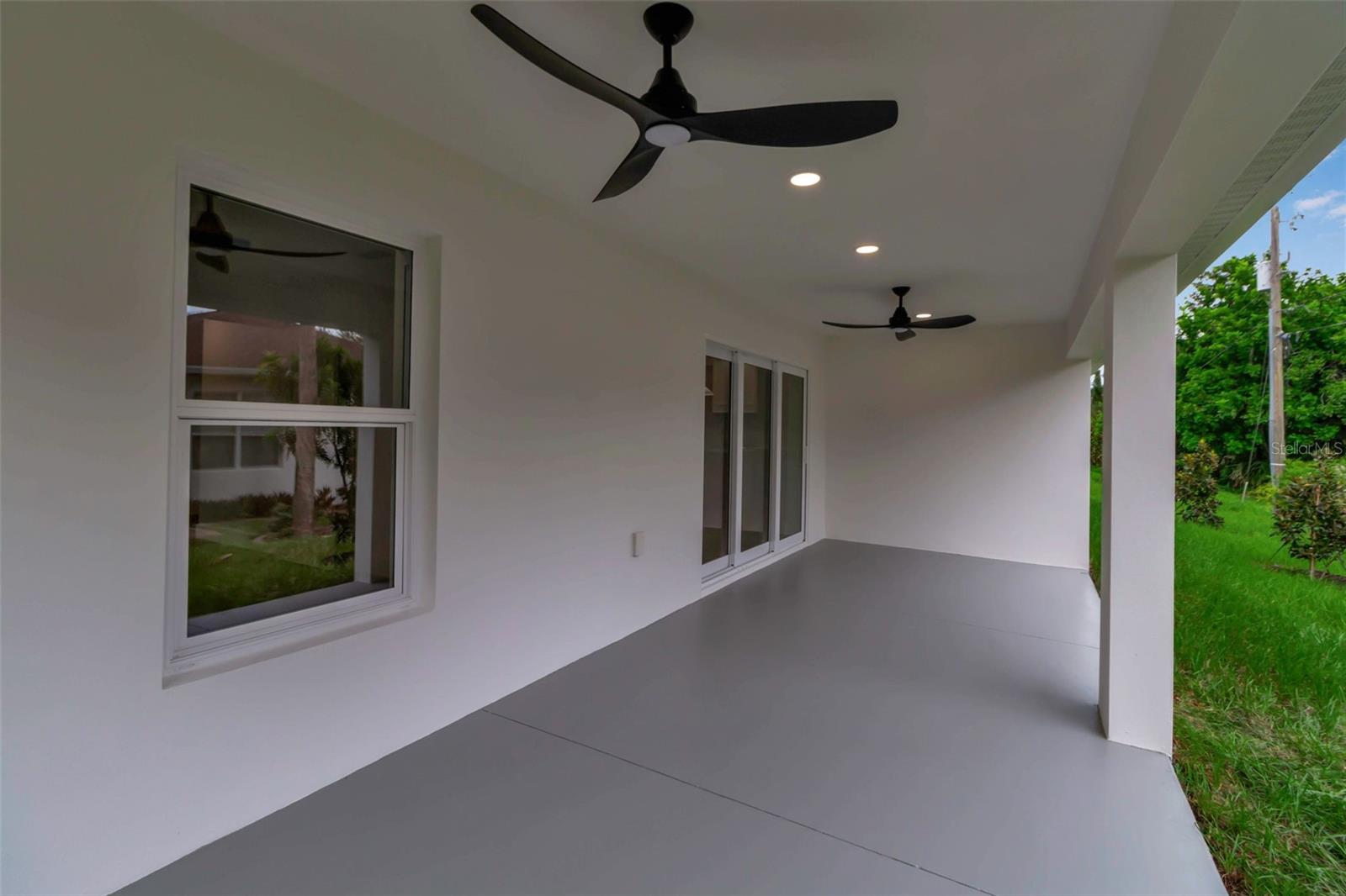SOUTH VENICE - Residential