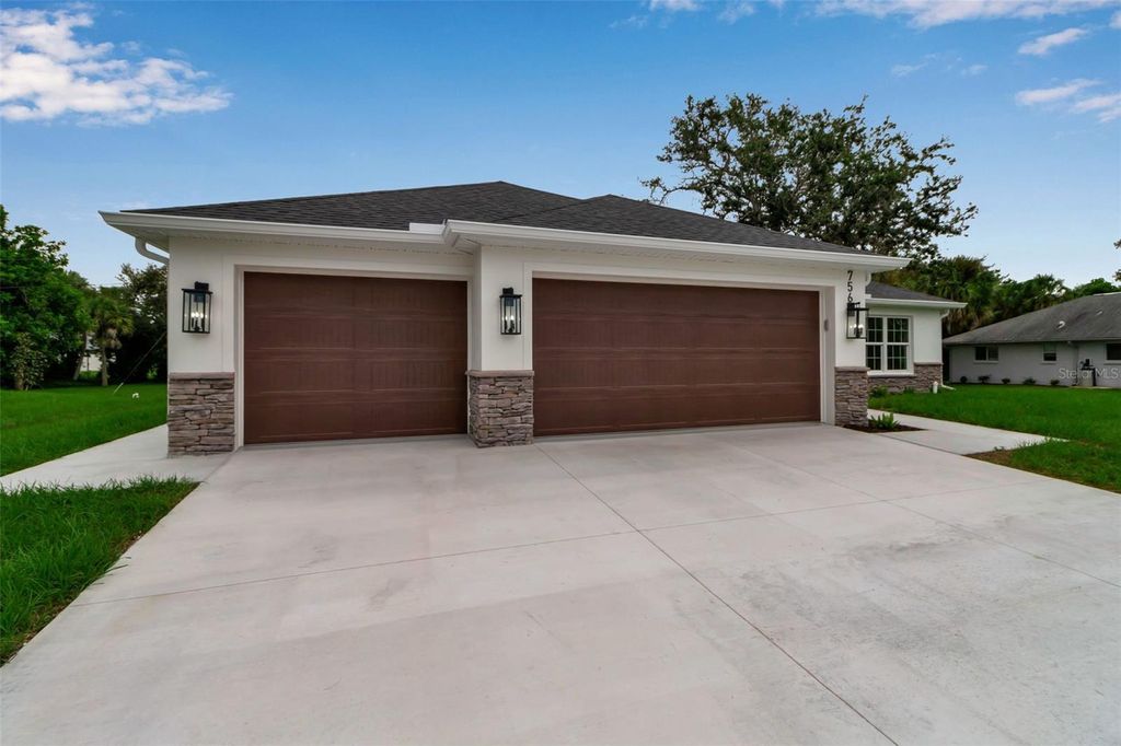 Photo of 756 Citrus Road, Venice, FL 34293 (MLS # A4641118)
