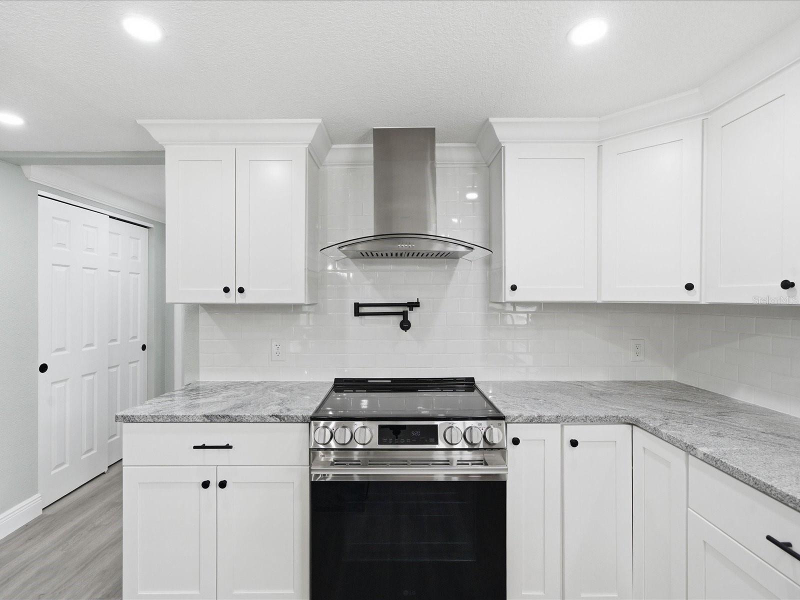 SPRING HILL - Residential