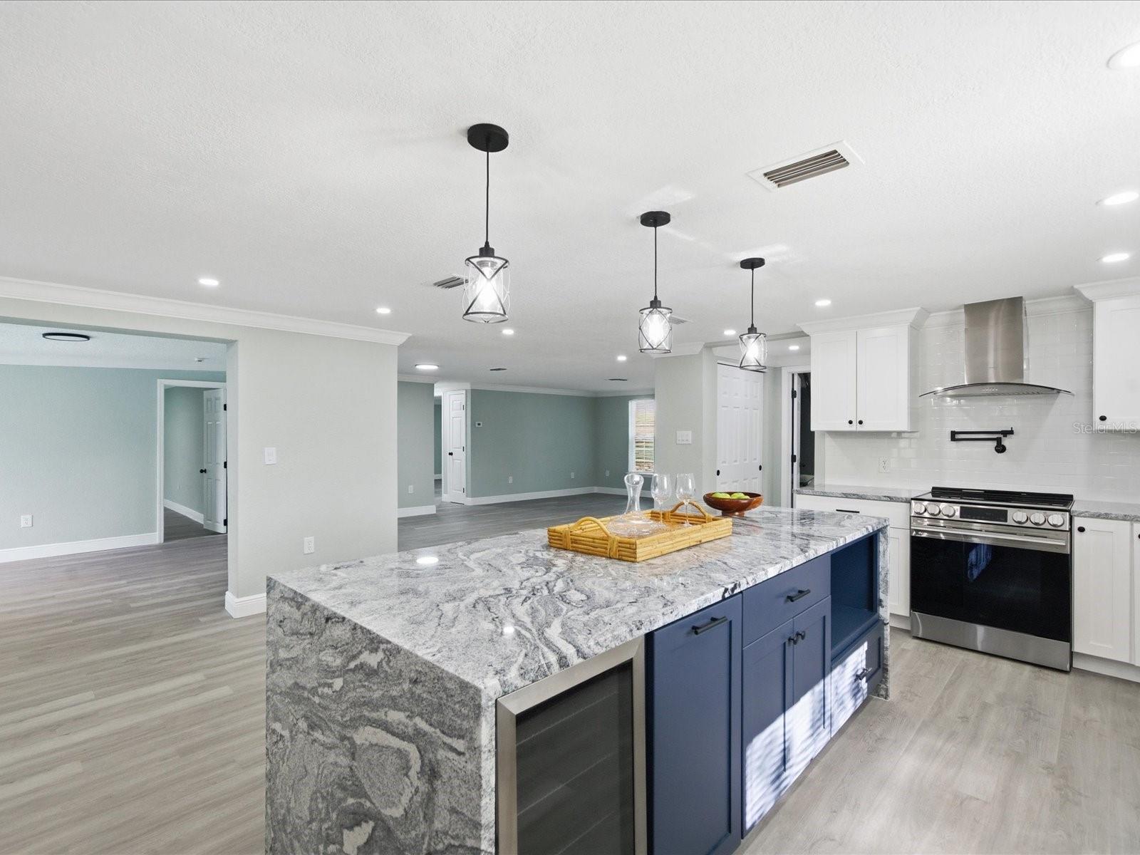 SPRING HILL - Residential